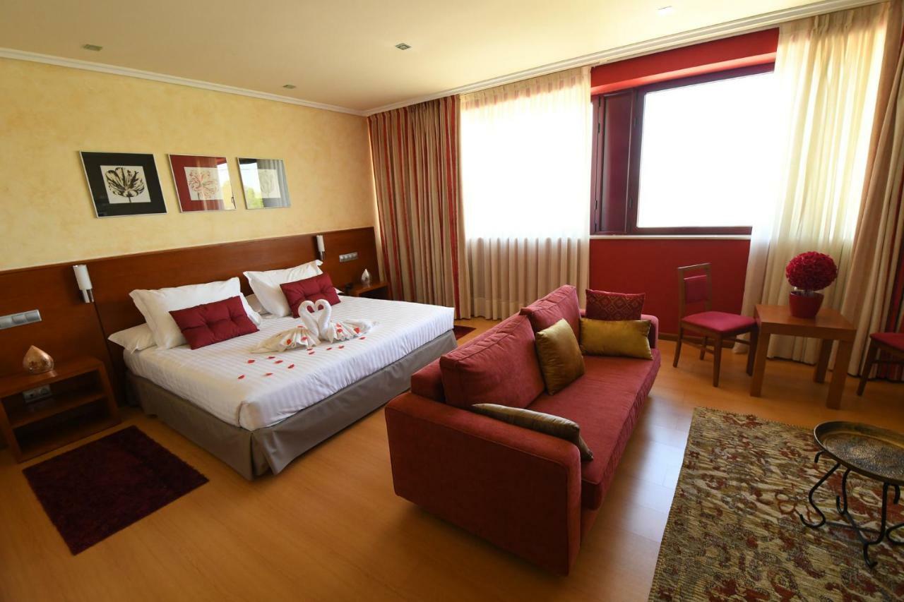 Hotel Miravalle Ourense Exterior photo
